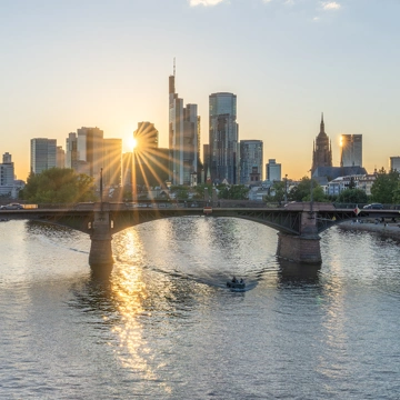 Frankfurt bridge landmark