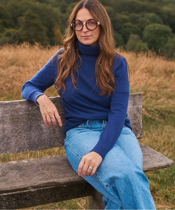Eve wearing Lands' End  Cashmere Jumper
