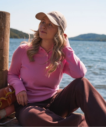 Georgia wearing a Lands' End pink cashmere polo