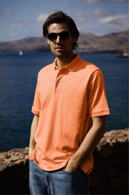 Tops & T-Shirts